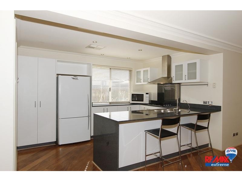 10 Pymore Crescent, Butler WA 6036