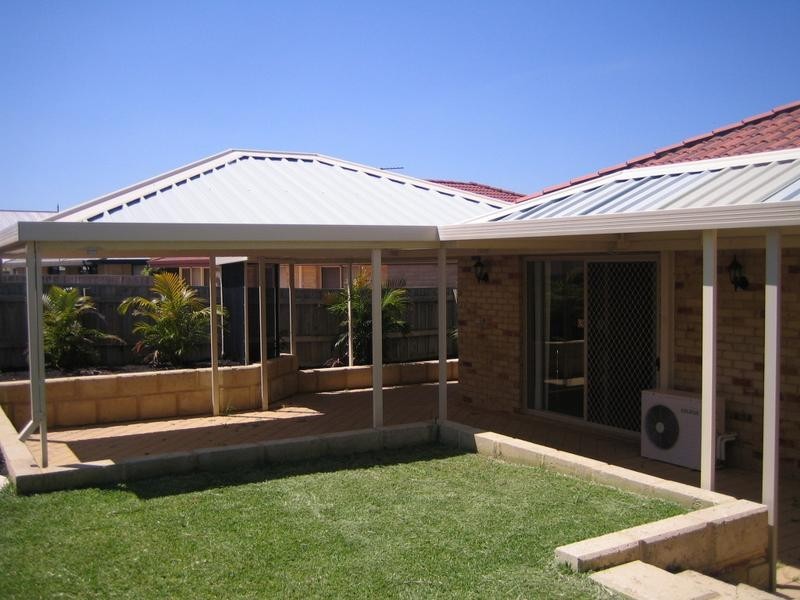 50 Lithgow Drive, Clarkson WA 6030