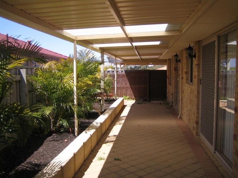 50 Lithgow Drive, Clarkson WA 6030