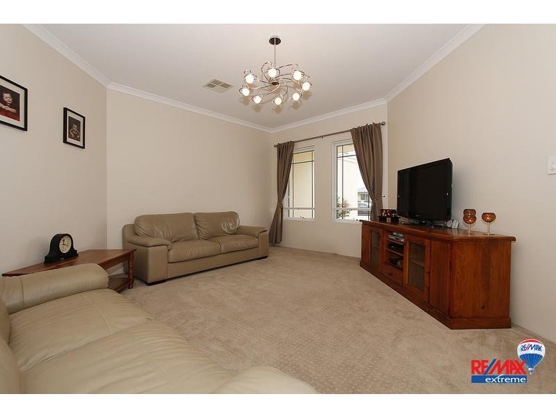 1 Finglas Meander, Butler WA 6036