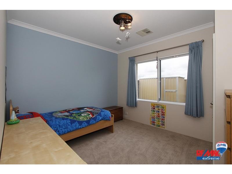 1 Finglas Meander, Butler WA 6036