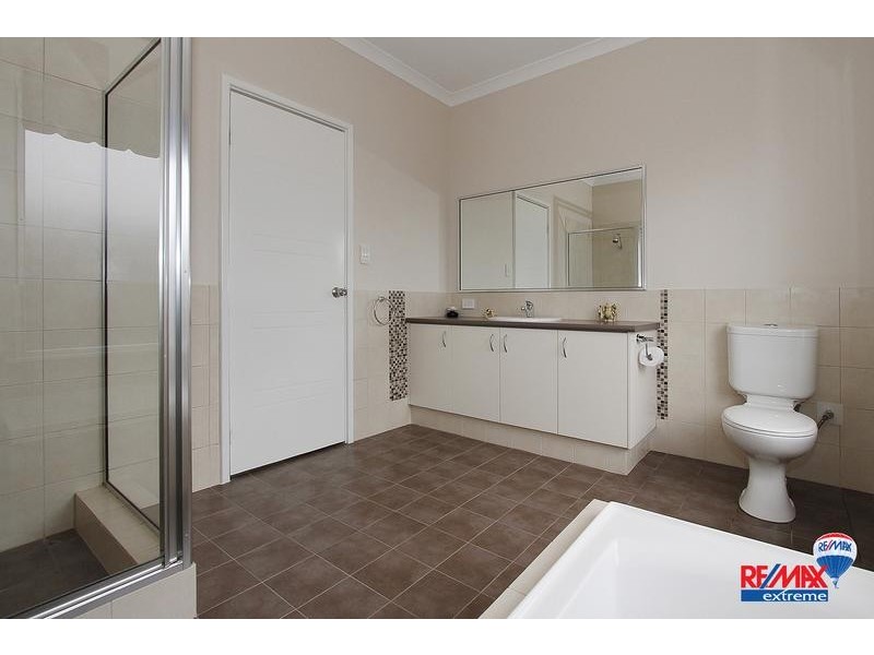 1 Finglas Meander, Butler WA 6036