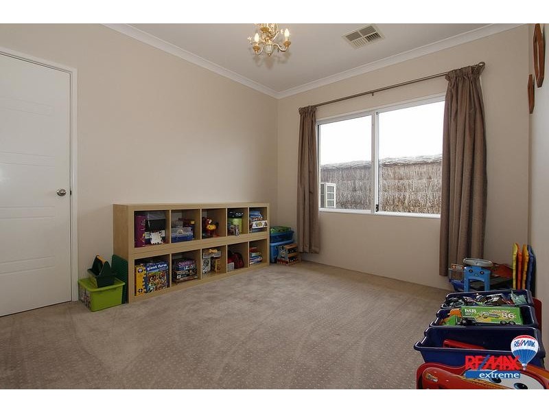 1 Finglas Meander, Butler WA 6036