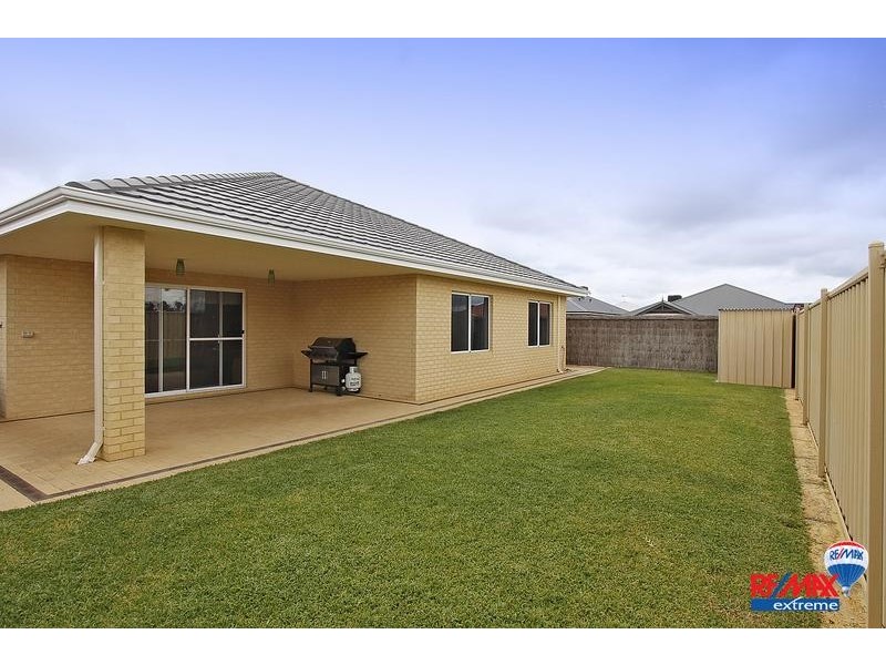 1 Finglas Meander, Butler WA 6036