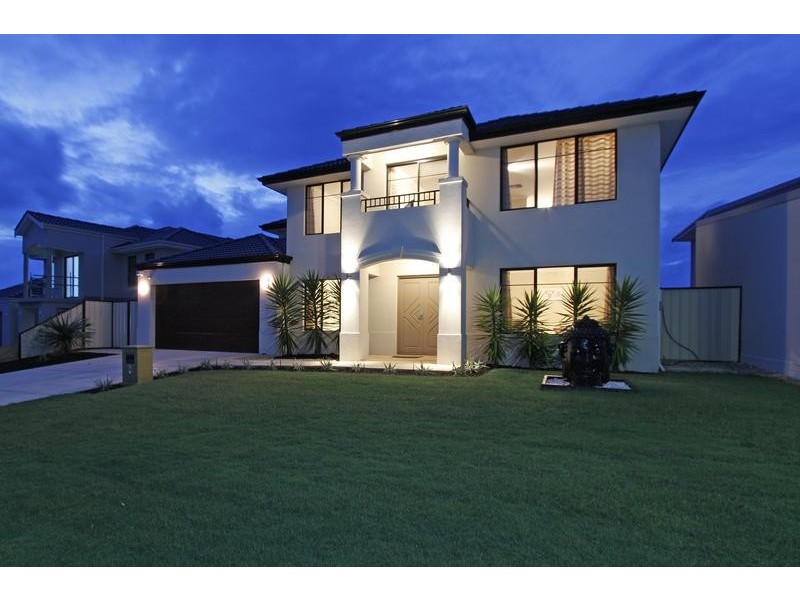 25 Dumaresq Loop, Quinns Rocks WA 6030