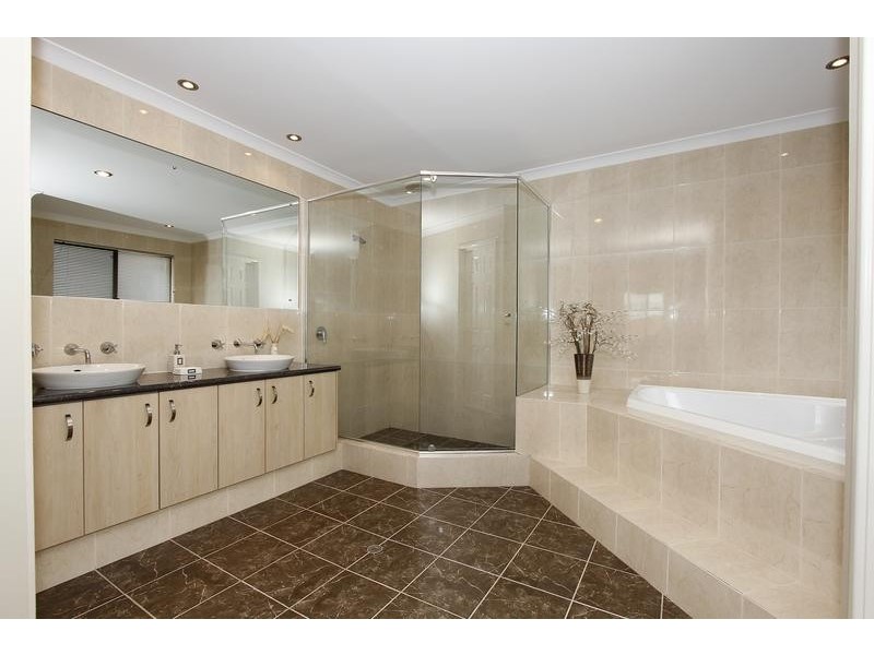 25 Dumaresq Loop, Quinns Rocks WA 6030