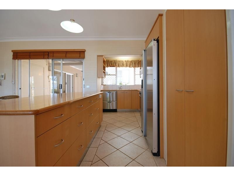 11 Dennis Street, Quinns Rocks WA 6030