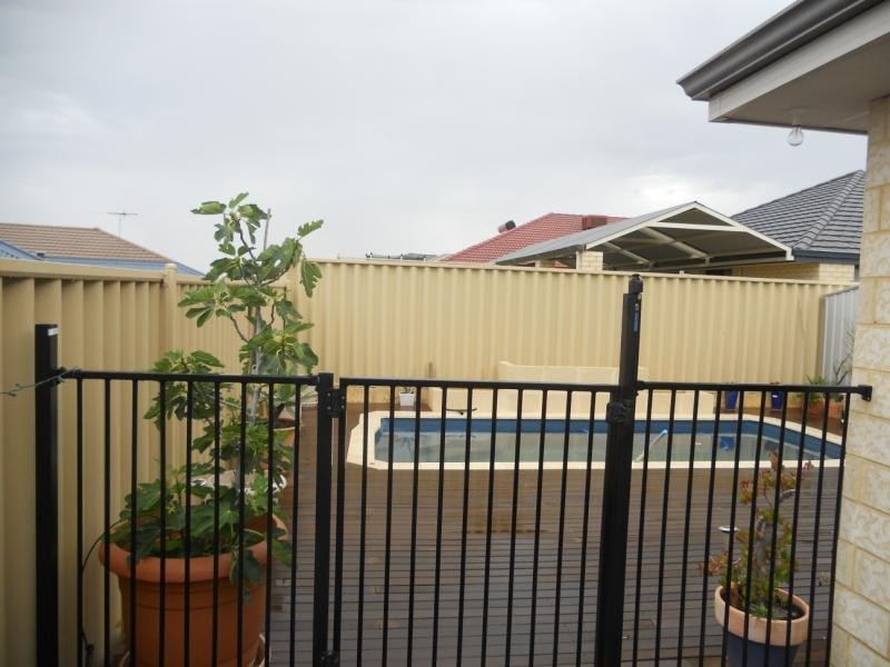 1 Sanctuary Gardens, Ridgewood WA 6030