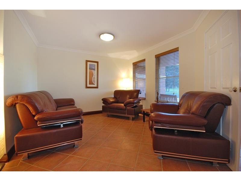 12 Abbeville Circle, Mindarie WA 6030