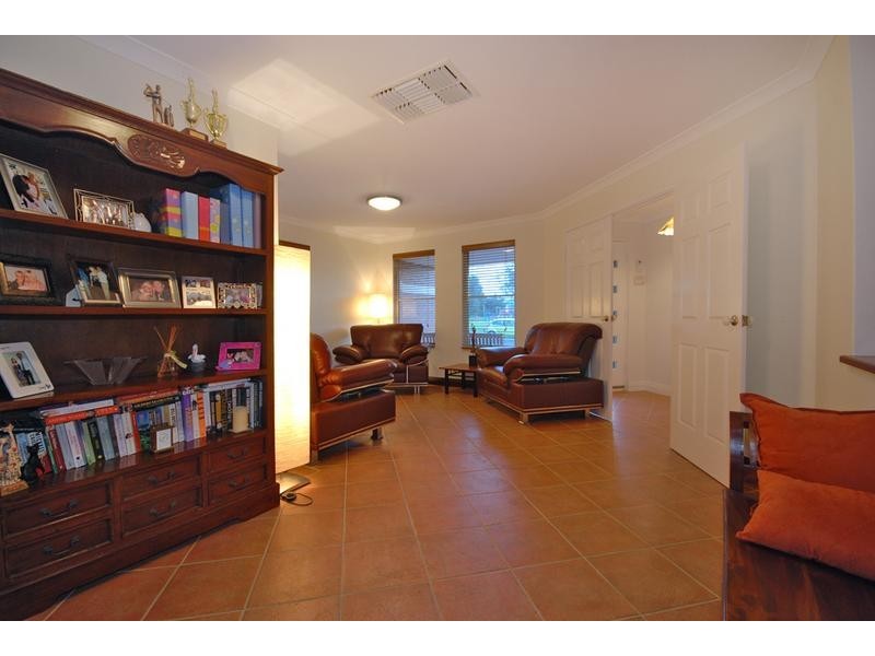 12 Abbeville Circle, Mindarie WA 6030