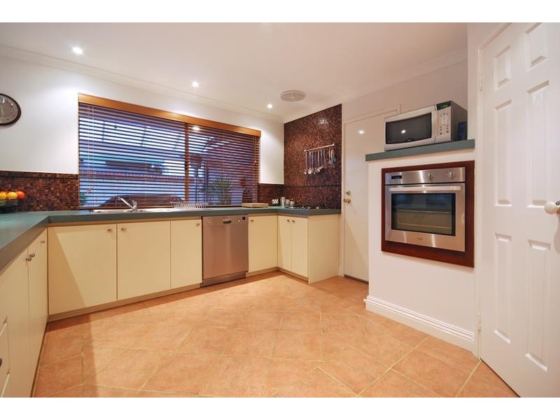 12 Abbeville Circle, Mindarie WA 6030