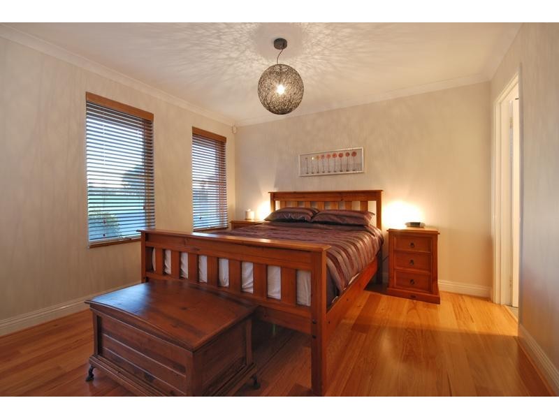 12 Abbeville Circle, Mindarie WA 6030