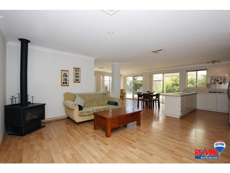40 Woodstock Way, Butler WA 6036
