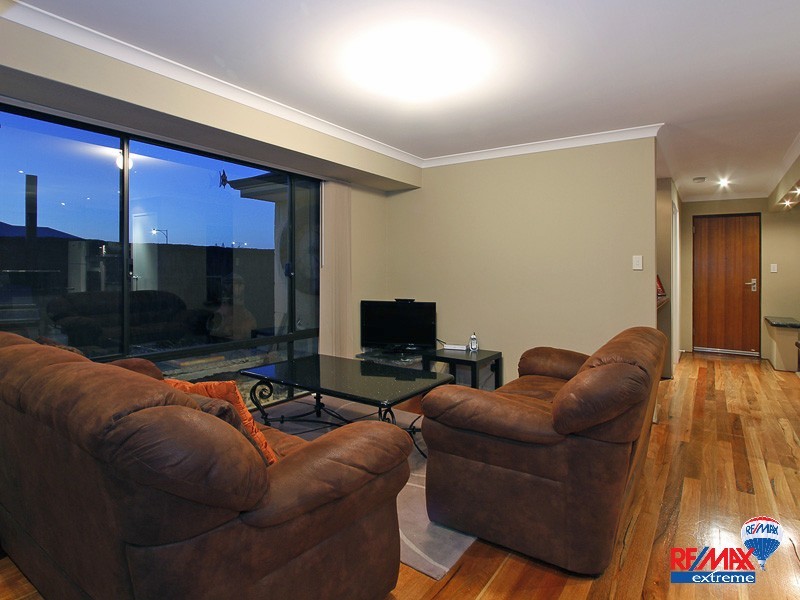 15 Lakeport Way, Butler WA 6036