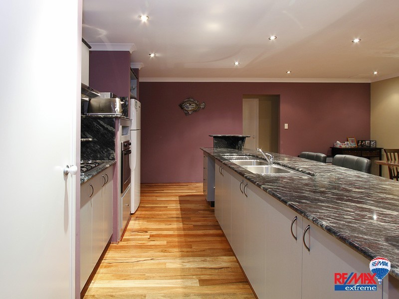 15 Lakeport Way, Butler WA 6036