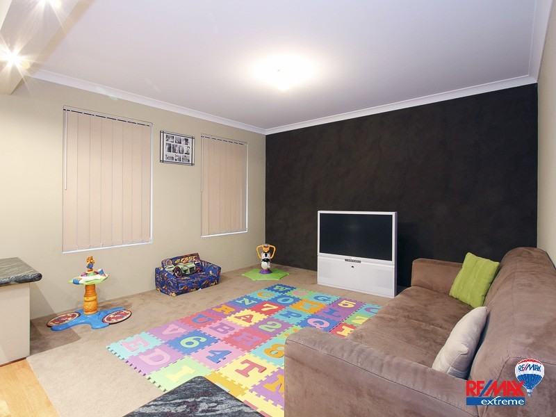 15 Lakeport Way, Butler WA 6036