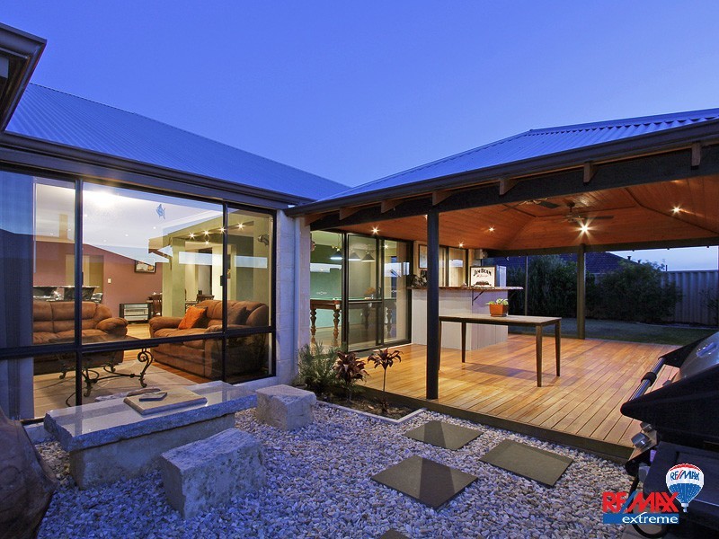 15 Lakeport Way, Butler WA 6036