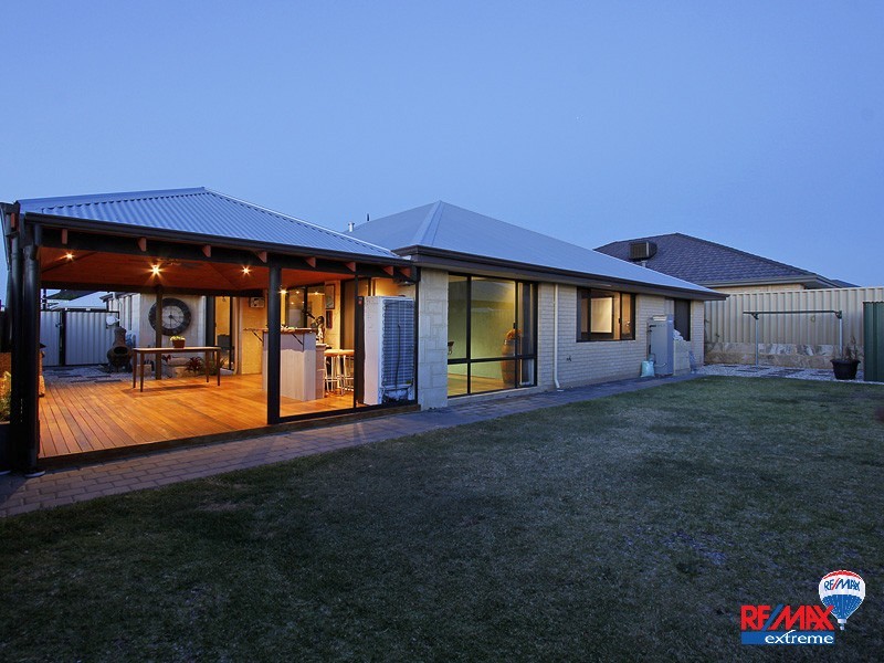 15 Lakeport Way, Butler WA 6036