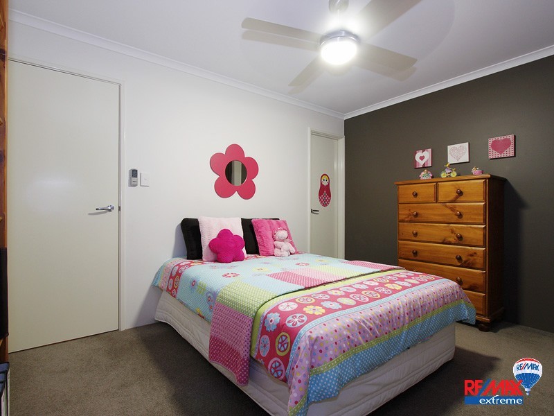 6 Yarmouth Road, Jindalee WA 6036