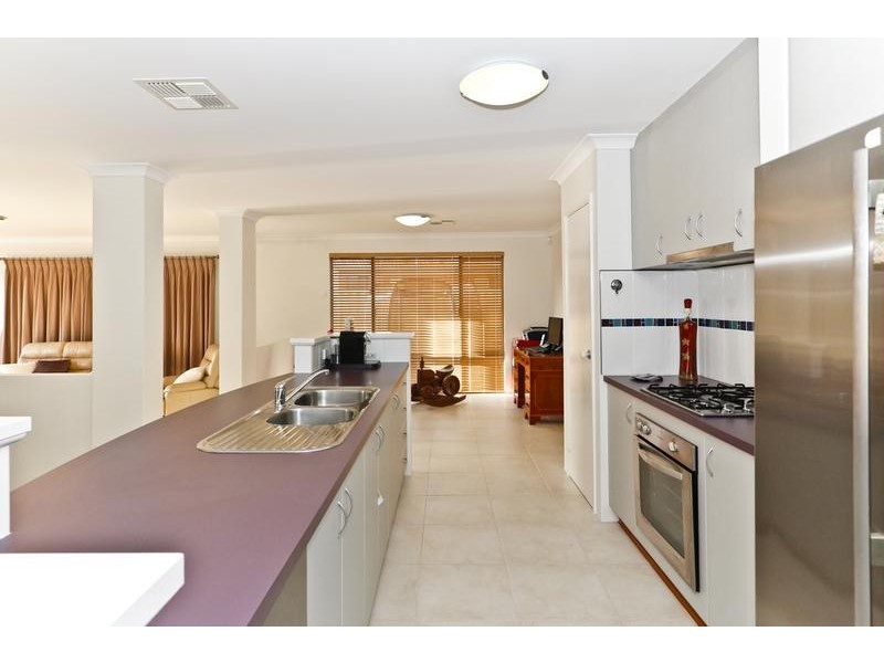 8 Brailsford Way, Butler WA 6036