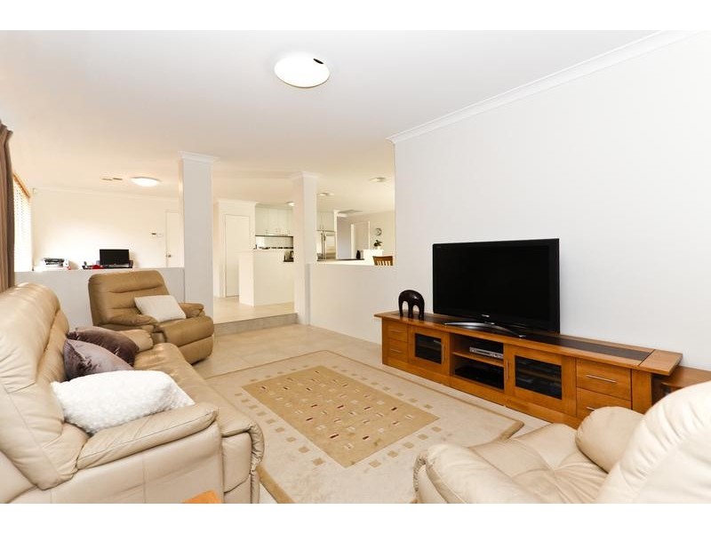 8 Brailsford Way, Butler WA 6036