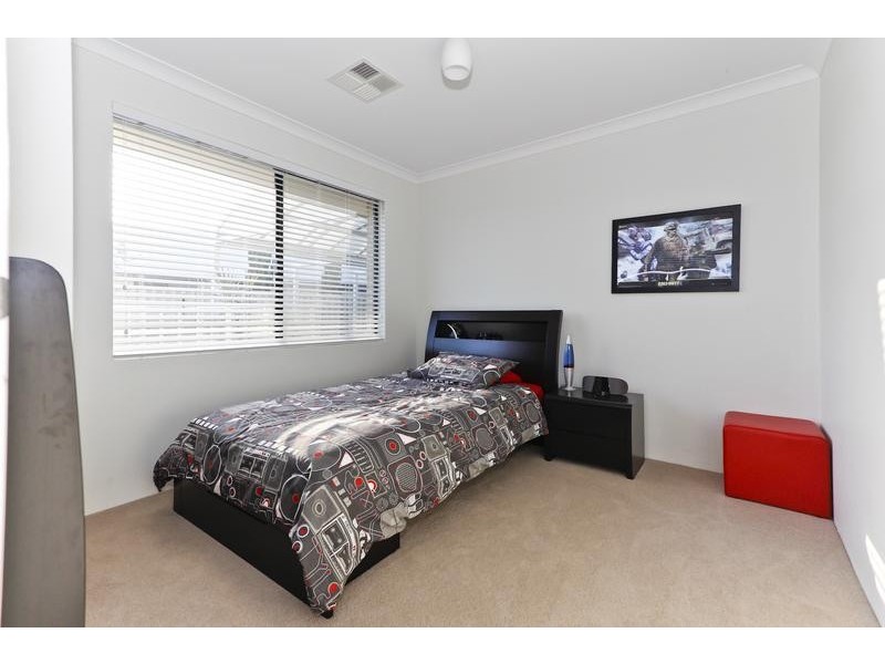 8 Brailsford Way, Butler WA 6036