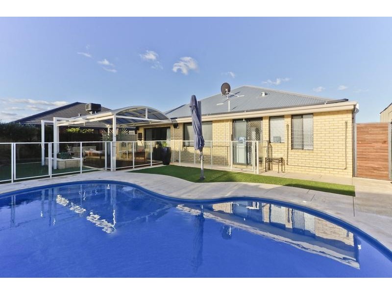 8 Brailsford Way, Butler WA 6036