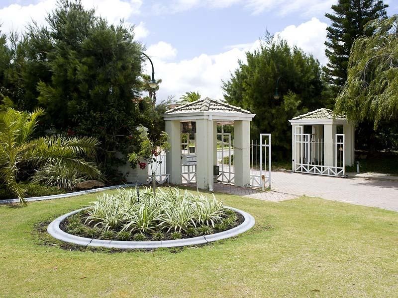 53 Naval Parade, Ocean Reef WA 6027