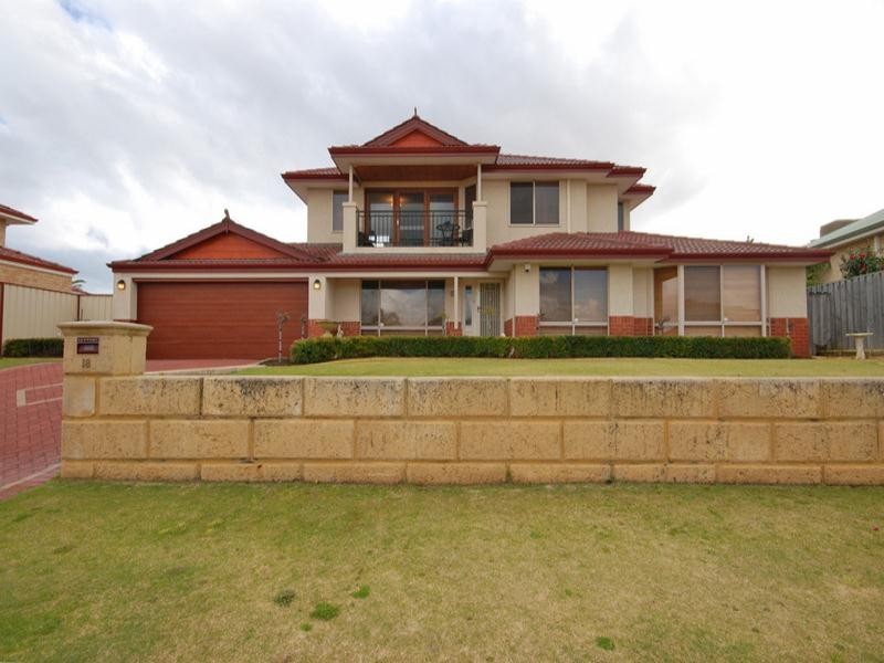 18 La Grange Loop, Currambine WA 6028