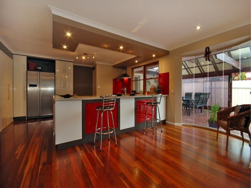18 La Grange Loop, Currambine WA 6028