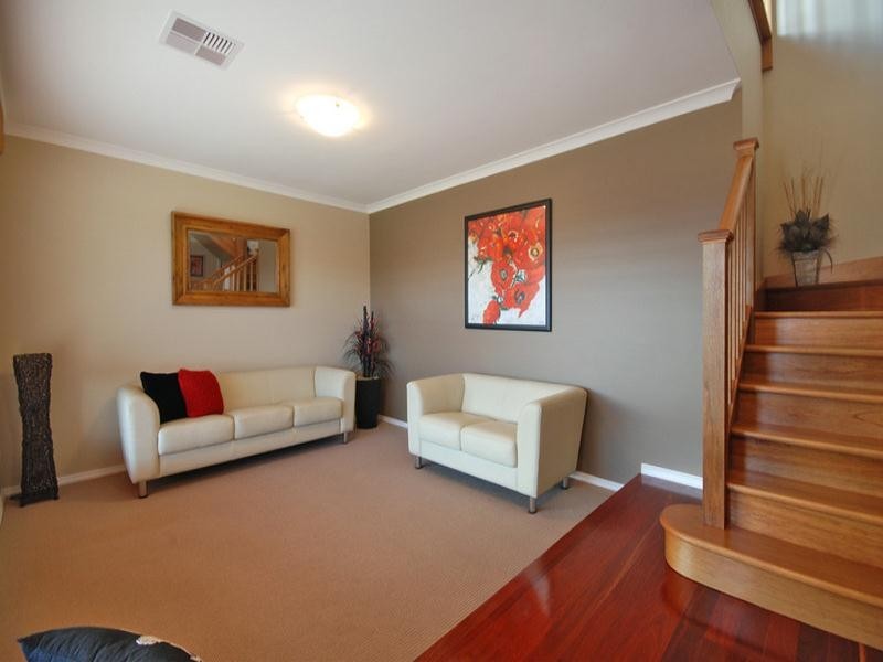 18 La Grange Loop, Currambine WA 6028