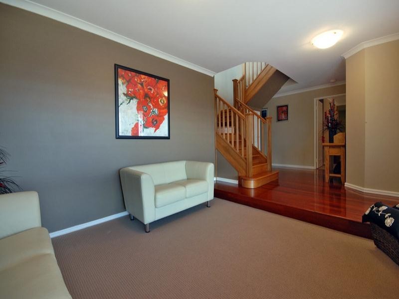 18 La Grange Loop, Currambine WA 6028