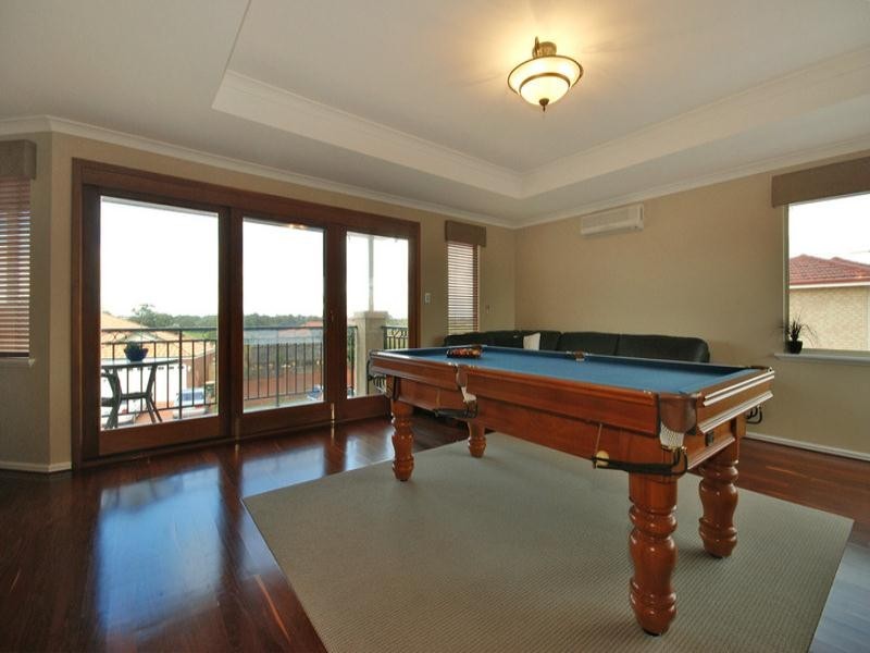 18 La Grange Loop, Currambine WA 6028