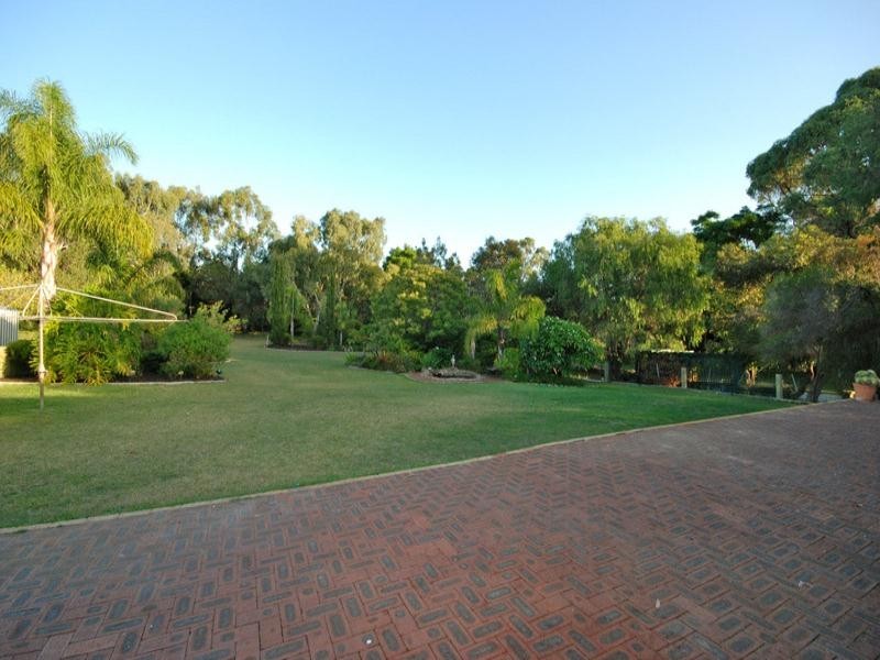 33 San Rosa Road, Wanneroo WA 6065