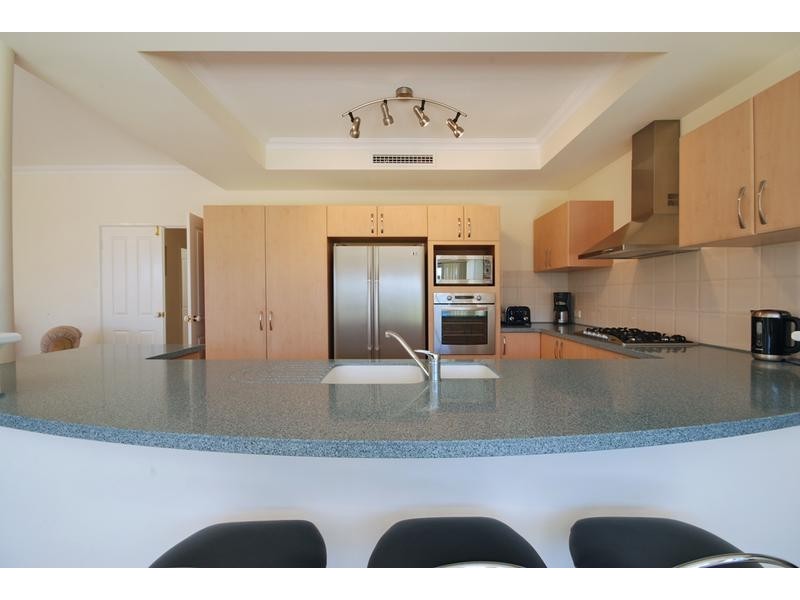 4 Manta Pass, Mindarie WA 6030