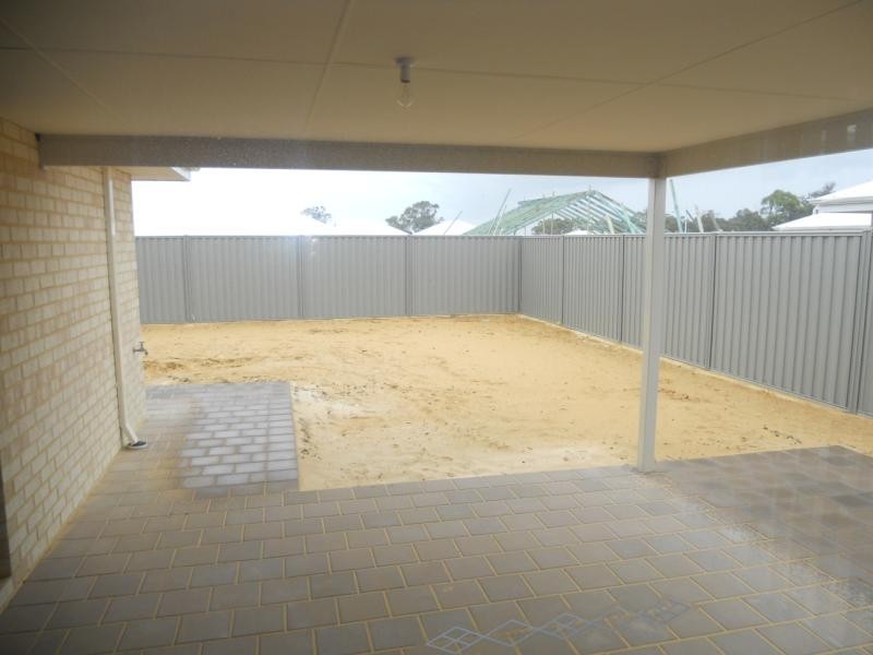 6 Bellini Gardens, Alkimos WA 6038