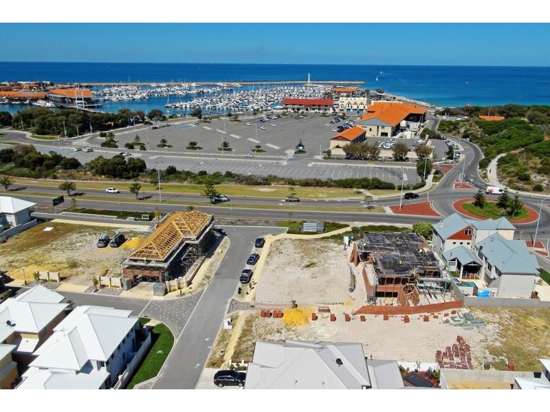 56 Maldives Drive, Hillarys WA 6025