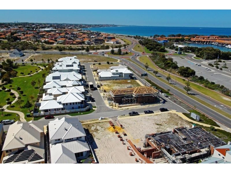 56 Maldives Drive, Hillarys WA 6025