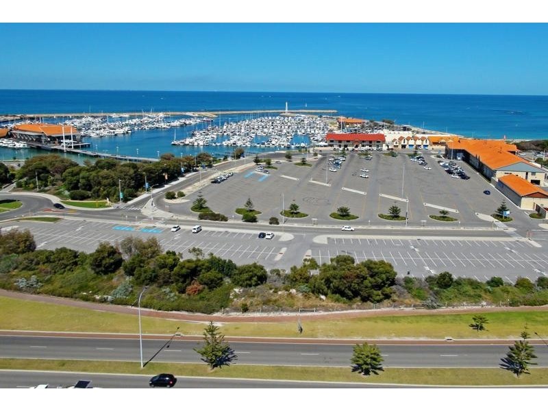 56 Maldives Drive, Hillarys WA 6025