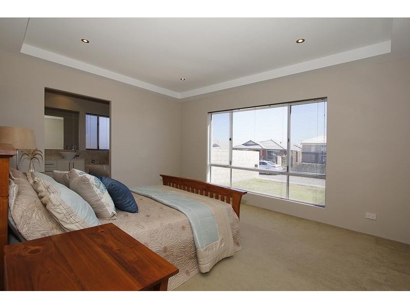 74 Rosegreen Avenue, Butler WA 6036