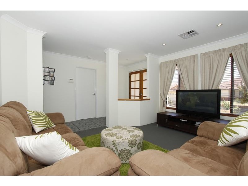 27 Staplehurst Crescent, Butler WA 6036