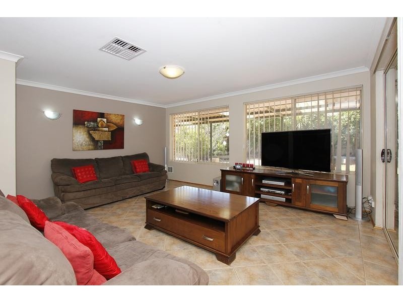 148 Kinross Drive, Kinross WA 6028