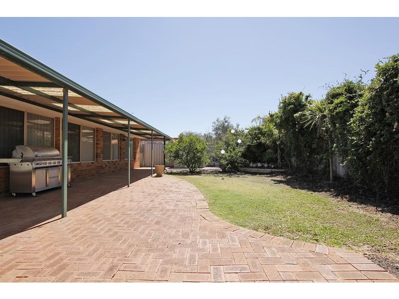 148 Kinross Drive, Kinross WA 6028