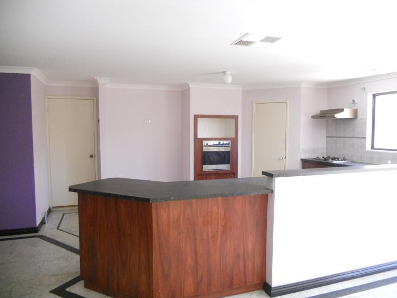 10 Appleby Drive, Darch WA 6065