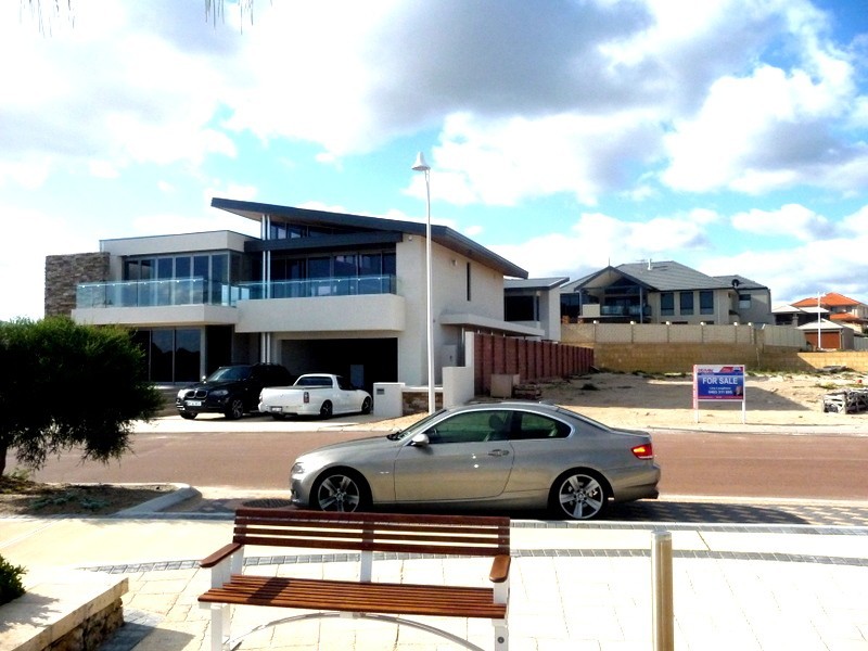 68 Beachside Drive, Burns Beach WA 6028