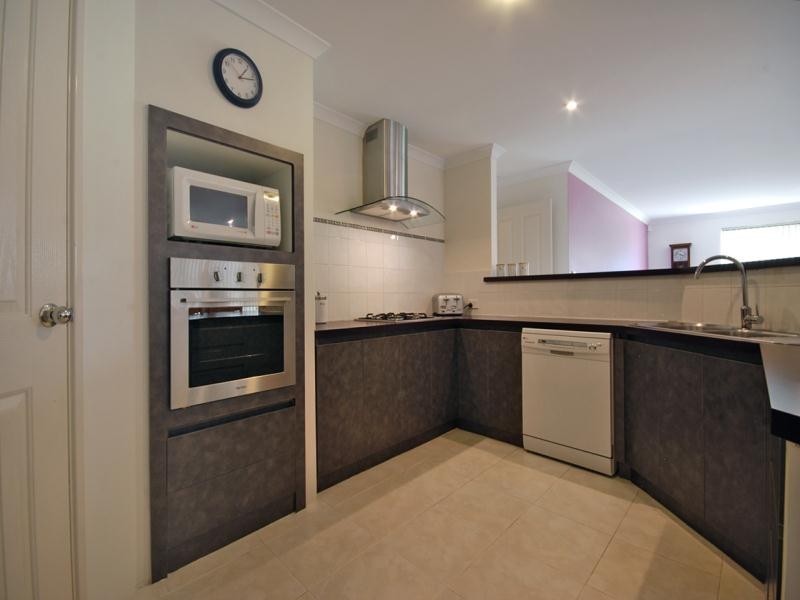 31 Donnelly Ramble, Wanneroo WA 6065