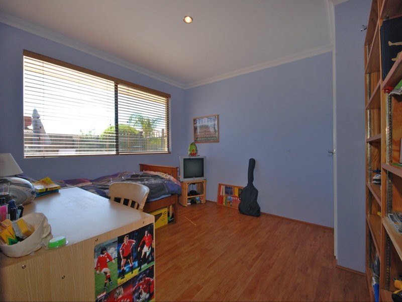 49 Litchfield Crescent, Carramar WA 6031