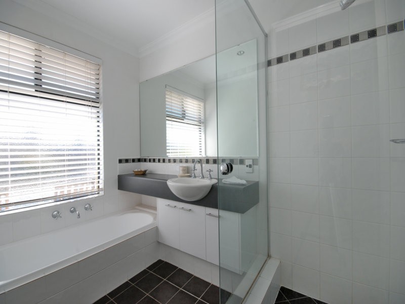 49 Litchfield Crescent, Carramar WA 6031