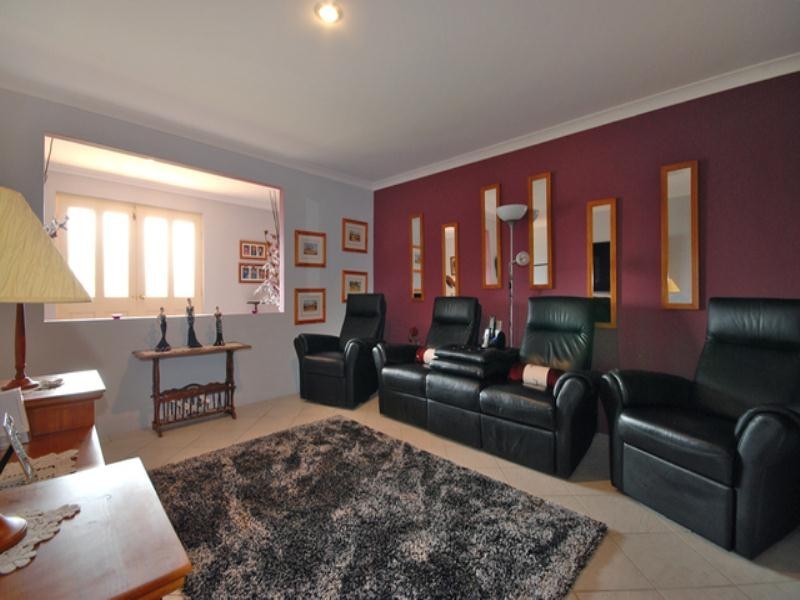 12 Reigate Way, Butler WA 6036