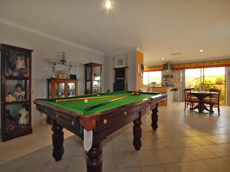 12 Reigate Way, Butler WA 6036